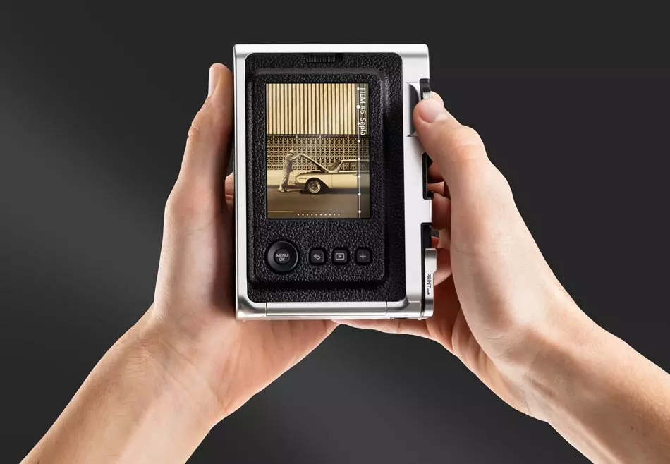 Aparat FujiFilm Instax mini EVO czarny